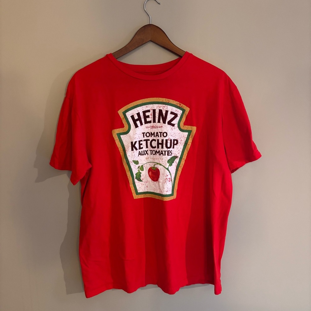 Heinz Red Graphic T-Shirt Unisex Large